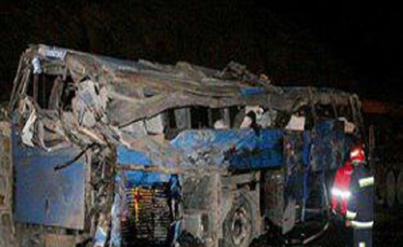 3 کشته و 20 مصدوم به دلیل واژگونی اتوبوس در محور تبریز ـ زنجان