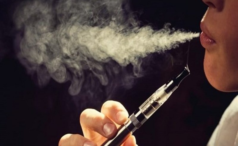 تایید ارتباط بین سیگار الکتریکی با بیماری آسم و انسداد ریوی
