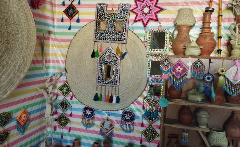 گزارش تصویری از بازارچه صنایع دستی در روستای کلپورگان