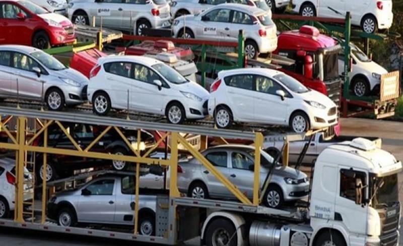 واردات خودرو از پایان اردیبهشت تسهیل می شود/ طرح ساماندهی صنعت خودرو به تصویب مجلس رسید
