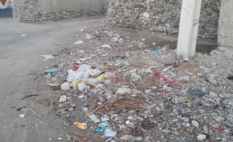 انباشت زباله ها تهدیدی برای سلامت مردم/ از کمبود نیروی انسانی در شهرداری آشار تا جمع آوری روزانه 12 تُن زباله