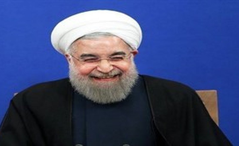 فیلم/ رونمایی روحانی از سورپرایز اقتصادی اش در زمان دلار ۱۰ هزار تومانی